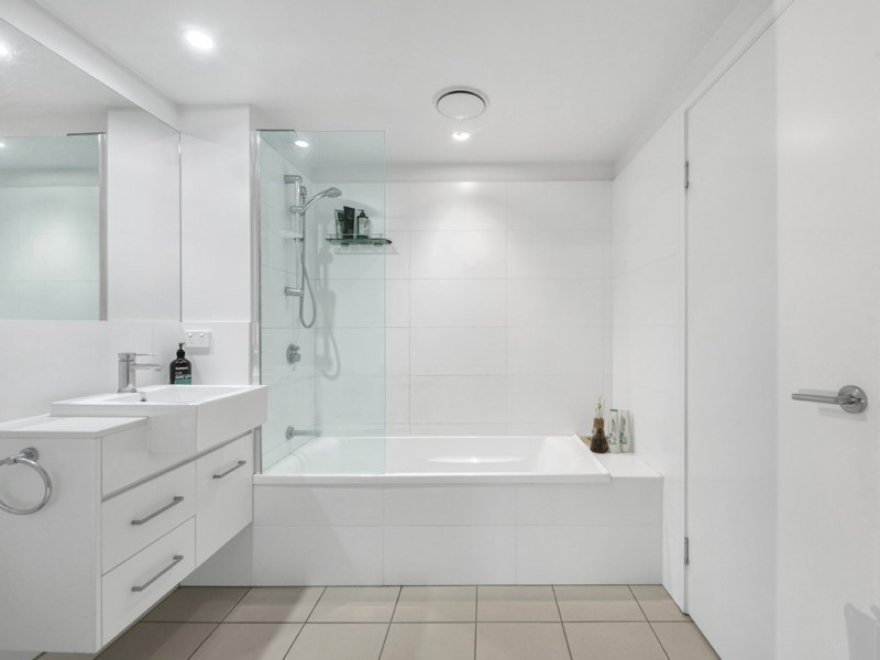 605/47 Wyandra Street, Teneriffe QLD 4005