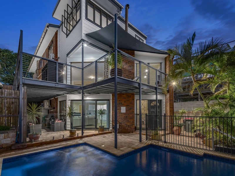 9 Teneriffe Drive, Teneriffe QLD 4005
