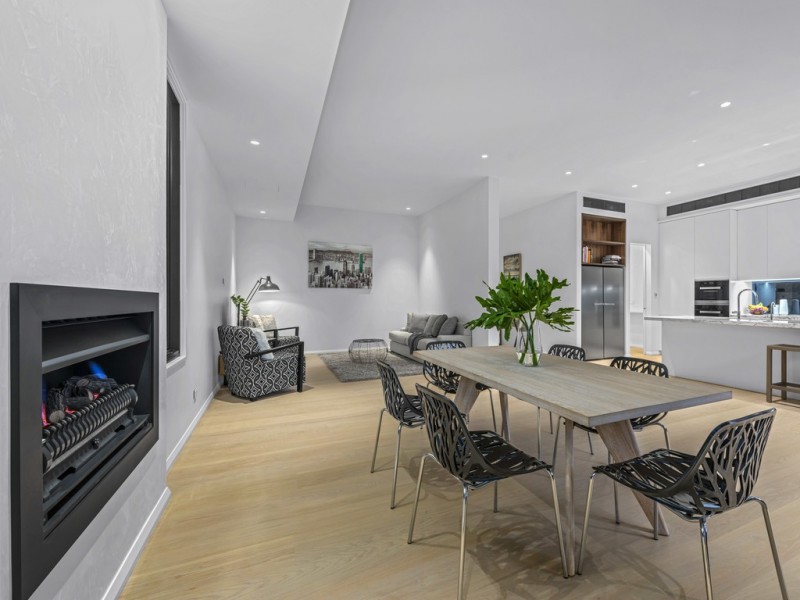 89 Oxlade Drive, New Farm QLD 4005