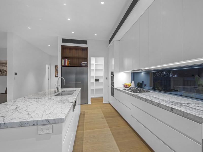 89 Oxlade Drive, New Farm QLD 4005