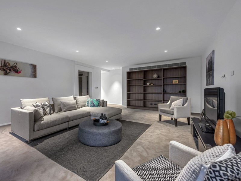 89 Oxlade Drive, New Farm QLD 4005