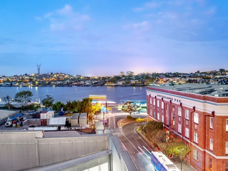 628/8 Skyring Terrace, Teneriffe QLD 4005