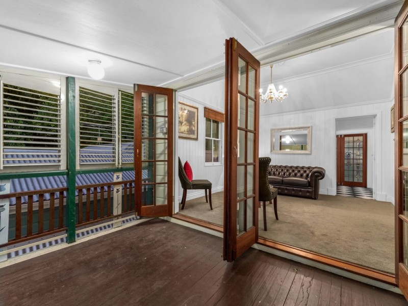 15 Winship Street, Red Hill QLD 4059