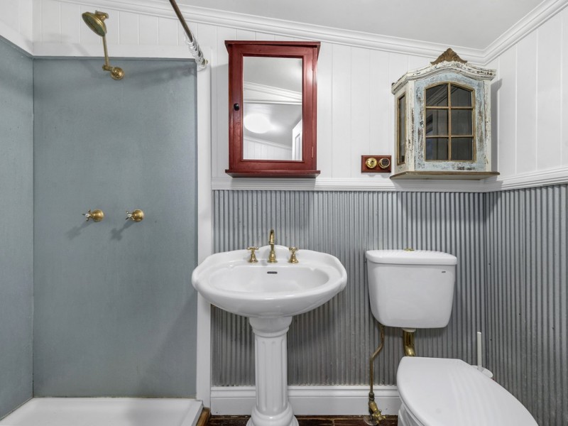 15 Winship Street, Red Hill QLD 4059