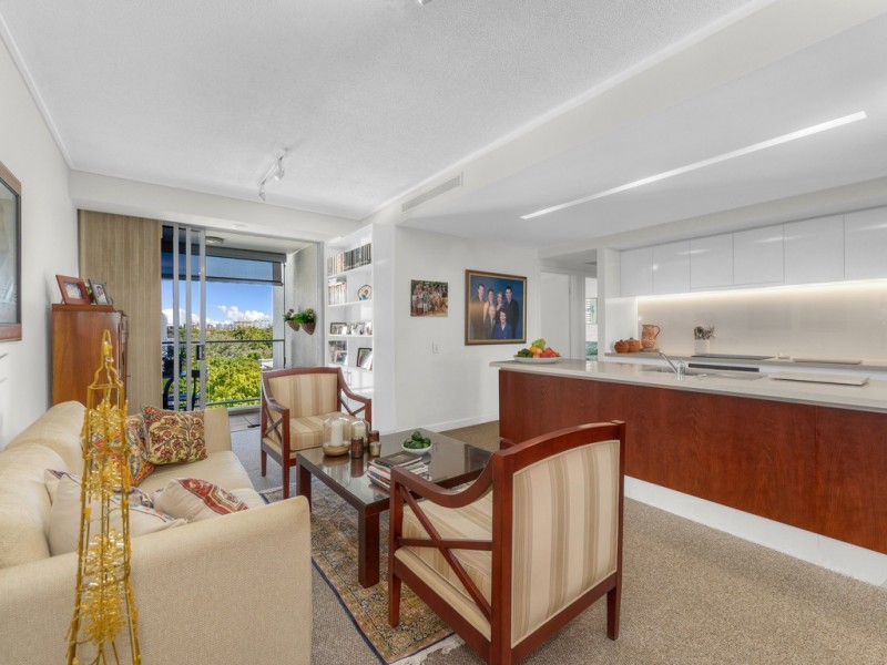 3641/30 Hollins Crescent, New Farm QLD 4005