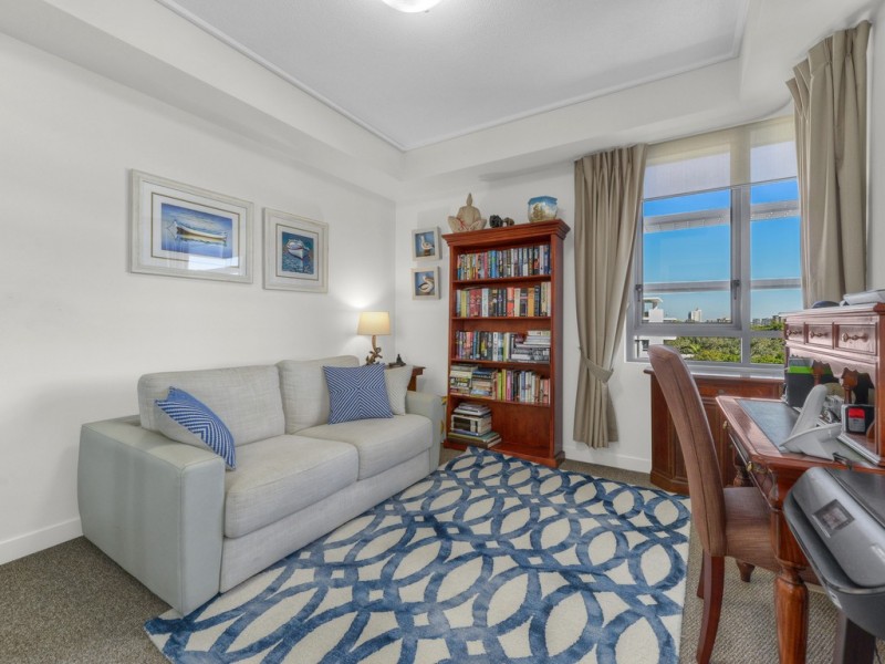 3641/30 Hollins Crescent, New Farm QLD 4005