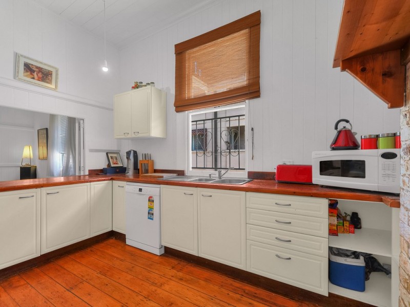 84 Beatrice Terrace, Ascot QLD 4007