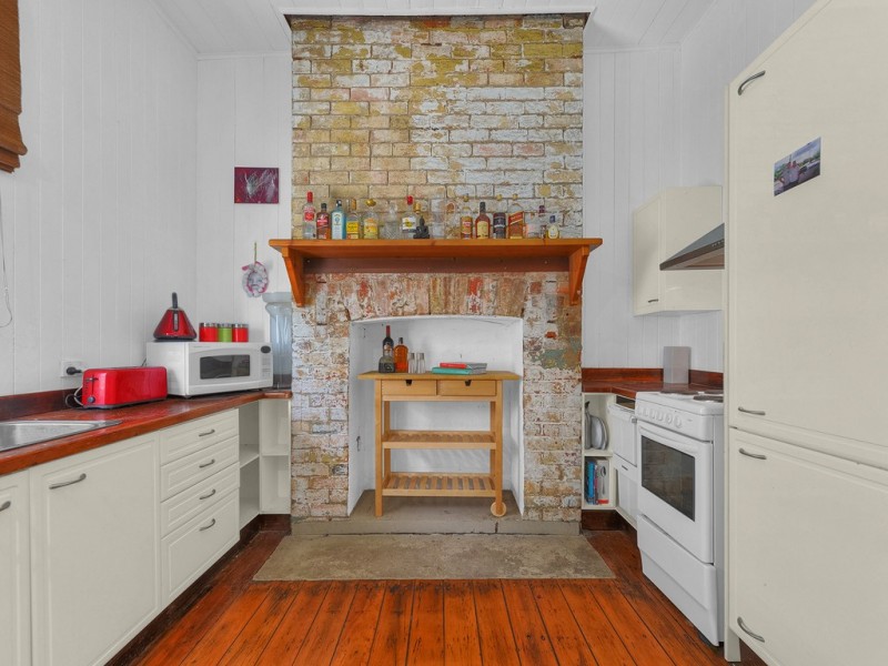 84 Beatrice Terrace, Ascot QLD 4007