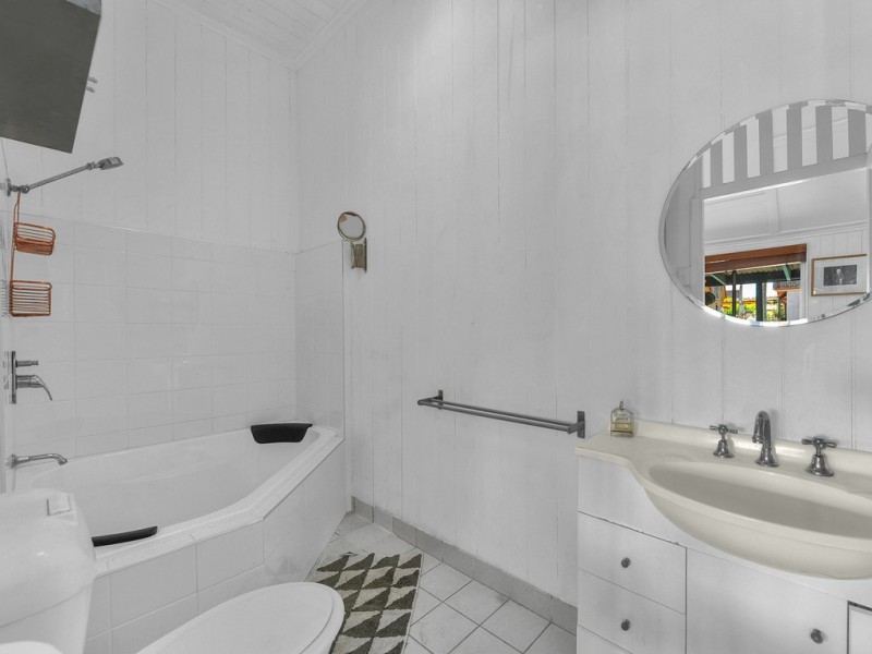 84 Beatrice Terrace, Ascot QLD 4007