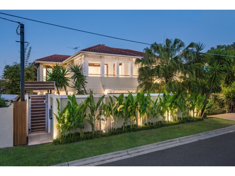 8 Beaufort Lane, Clayfield QLD 4011