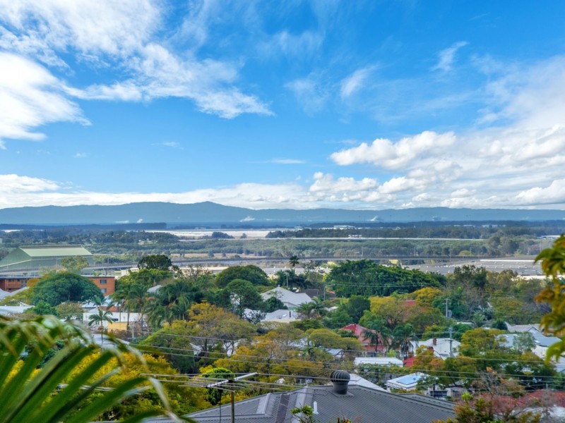 11 Liverpool Road, Clayfield QLD 4011