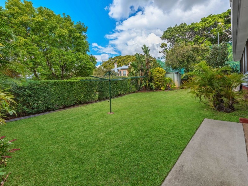 11 Liverpool Road, Clayfield QLD 4011