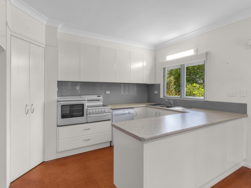 11 Liverpool Road, Clayfield QLD 4011