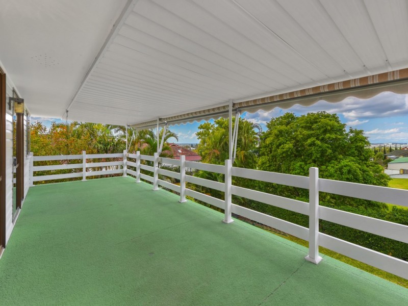 11 Liverpool Road, Clayfield QLD 4011