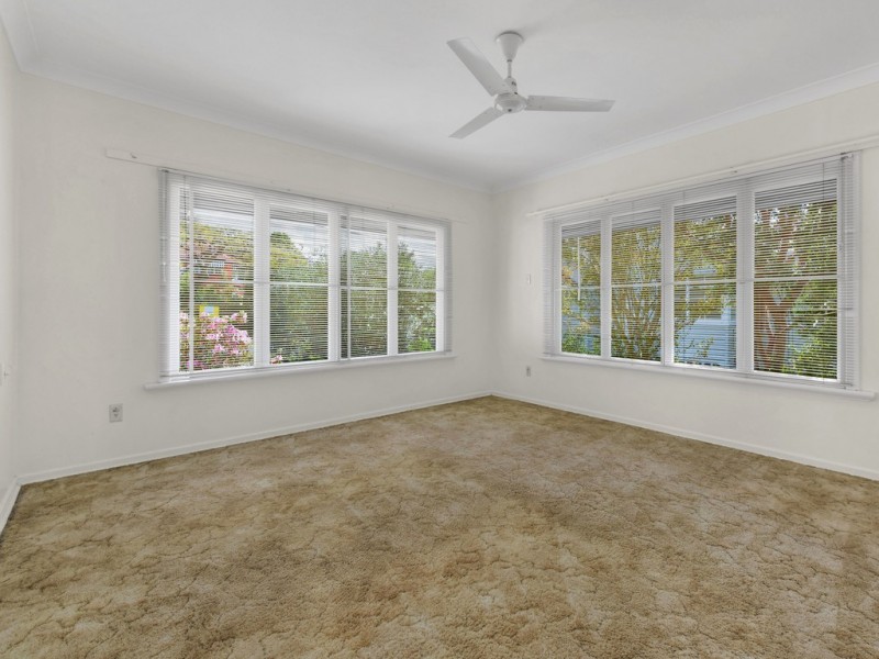 11 Liverpool Road, Clayfield QLD 4011