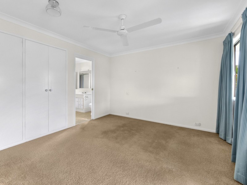 11 Liverpool Road, Clayfield QLD 4011