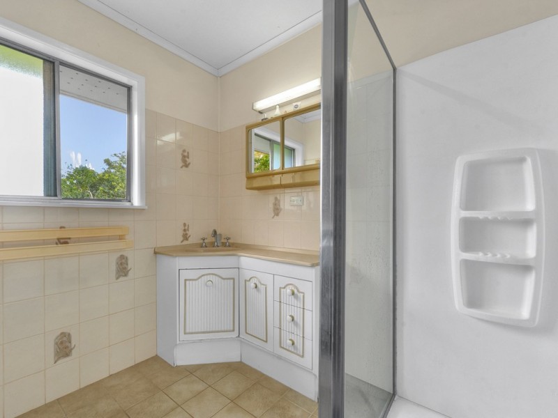 19 Pauline Avenue, Ellen Grove QLD 4078