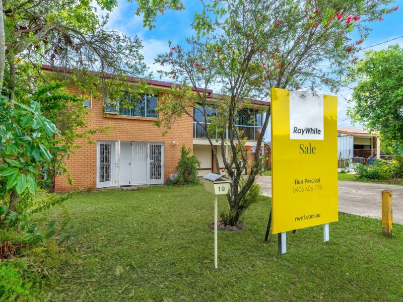 19 Pauline Avenue, Ellen Grove QLD 4078