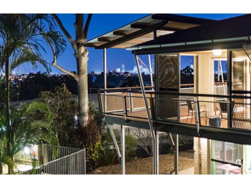 77 Outlook Crescent, Bardon QLD 4065