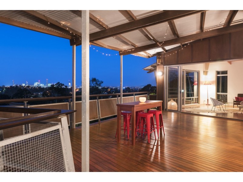 77 Outlook Crescent, Bardon QLD 4065