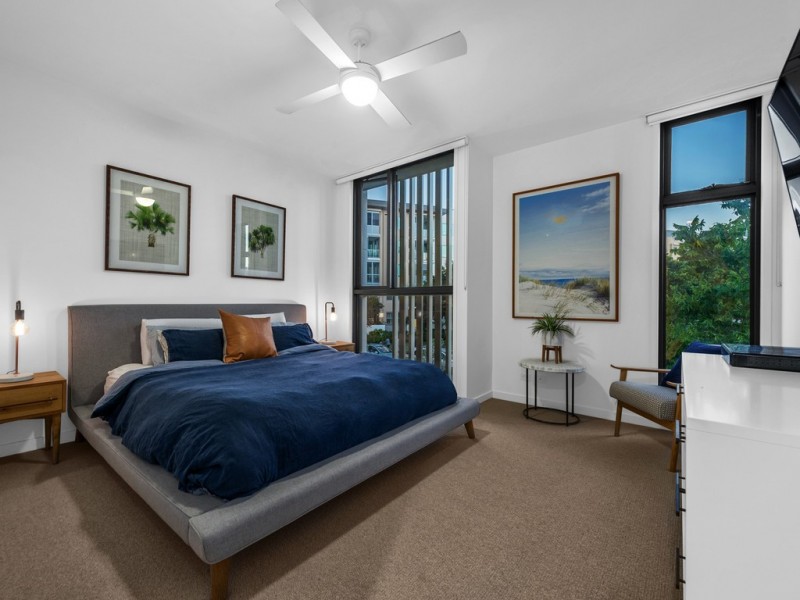 604/12 Parkside Circuit, Hamilton QLD 4007