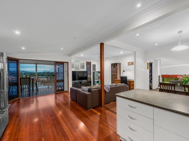 5 Power Street, Wavell Heights QLD 4012