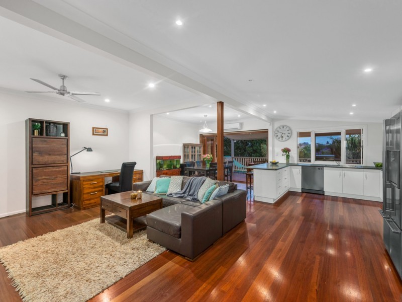 5 Power Street, Wavell Heights QLD 4012