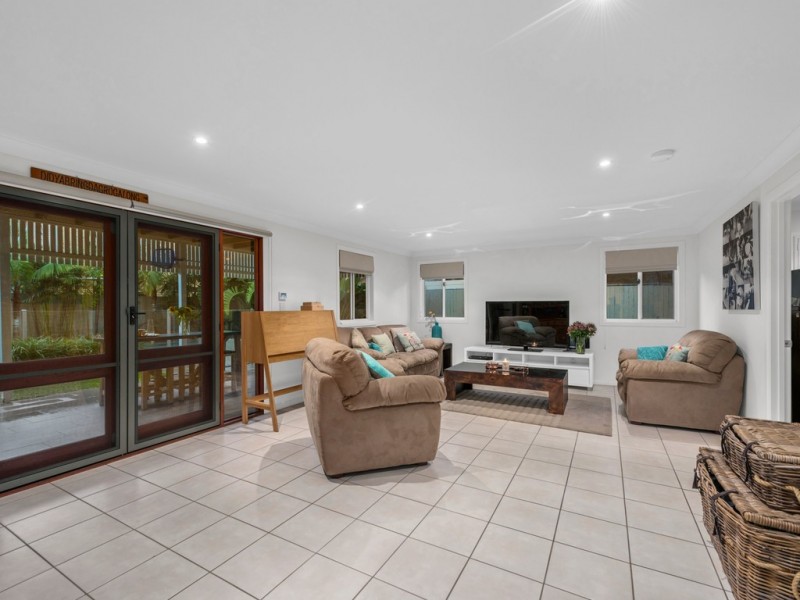 5 Power Street, Wavell Heights QLD 4012