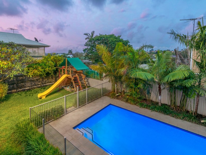 5 Power Street, Wavell Heights QLD 4012