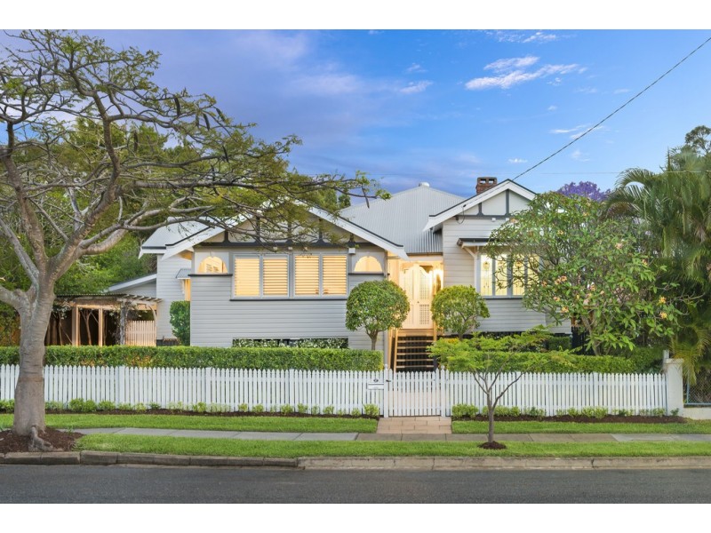 27 Winifred Street, Clayfield QLD 4011