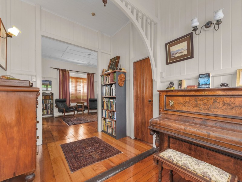 54 Sinclair Street, Kangaroo Point QLD 4169