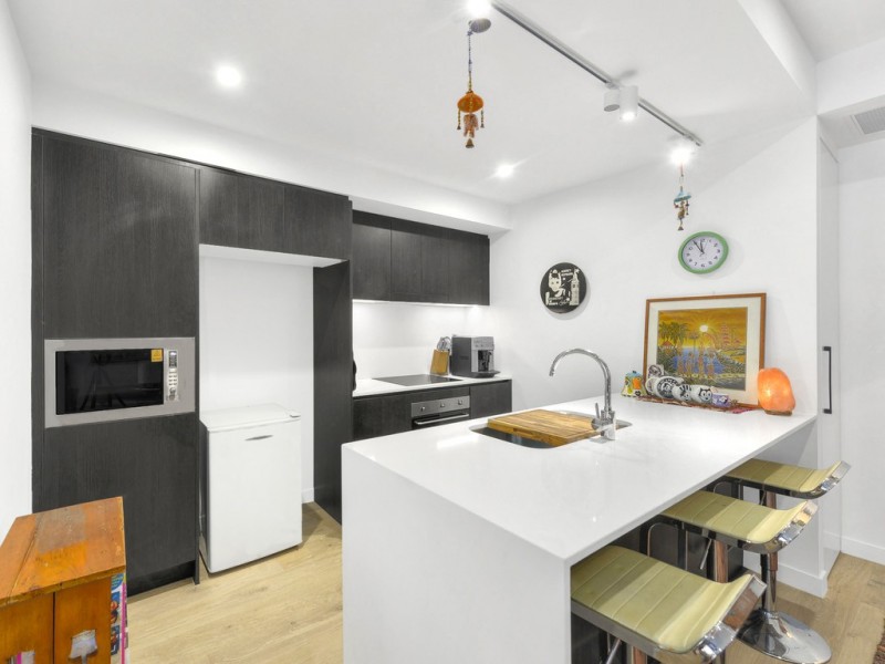 103/24 Norman Crescent, Norman Park QLD 4170