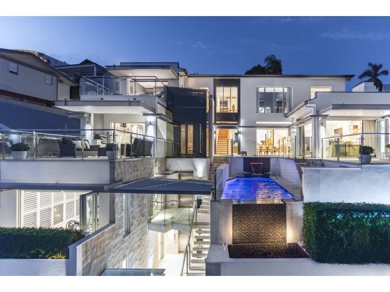 50 Hillside Crescent, Hamilton QLD 4007