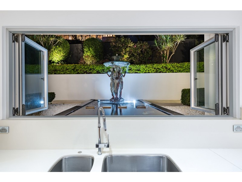 50 Hillside Crescent, Hamilton QLD 4007