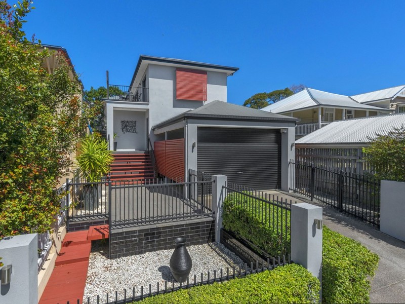 33 Reeve Street, Clayfield QLD 4011