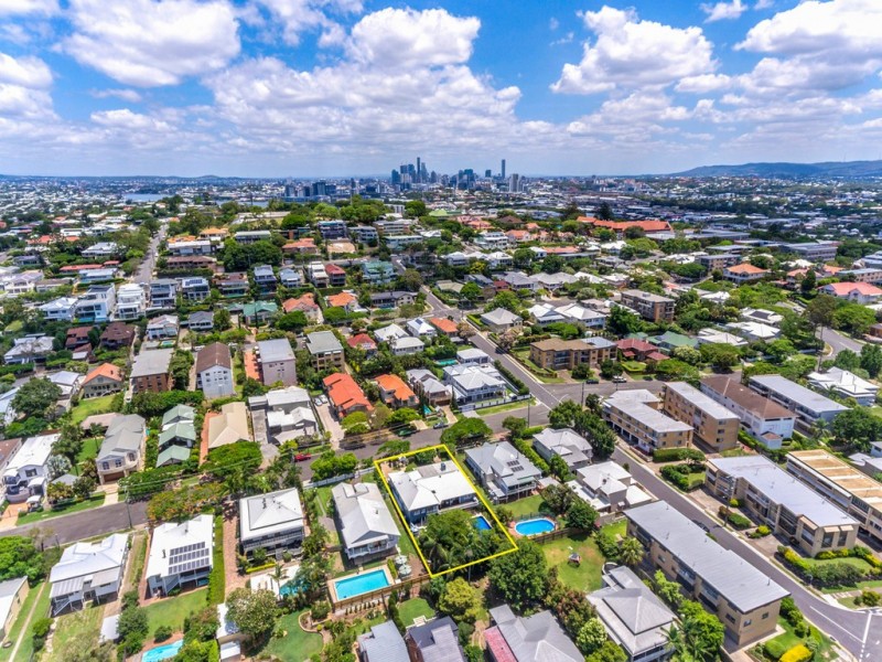 44 Barlow Street, Clayfield QLD 4011