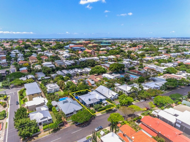 44 Barlow Street, Clayfield QLD 4011