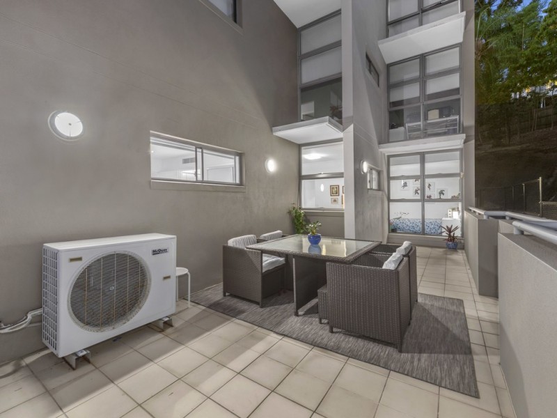 203/18-20 Paradise Street, Highgate Hill QLD 4101