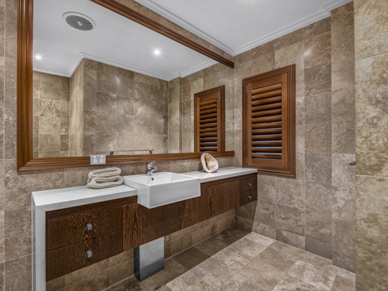 29 Mullens Street, Hamilton QLD 4007