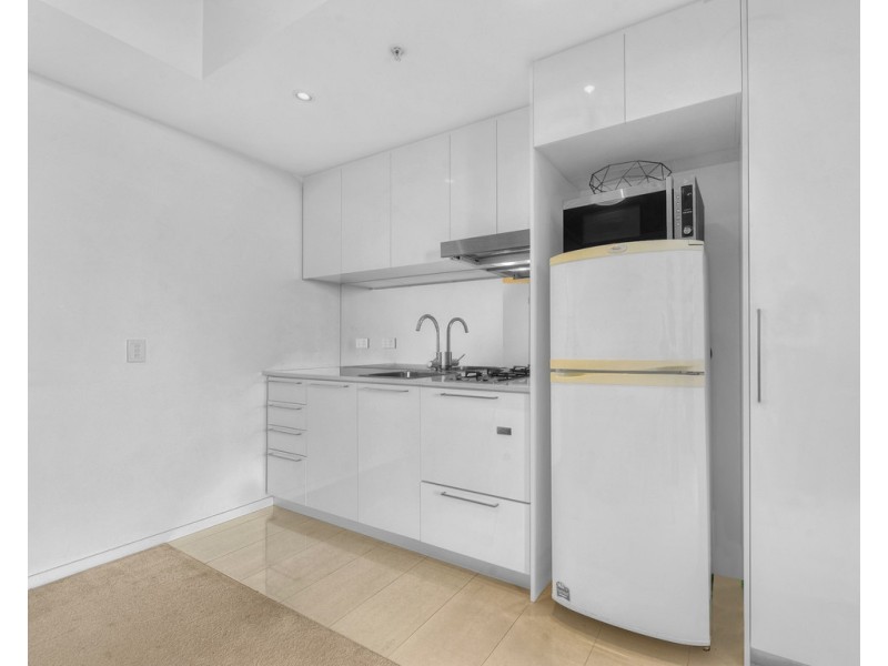 21604/8 Harbour Road, Hamilton QLD 4007