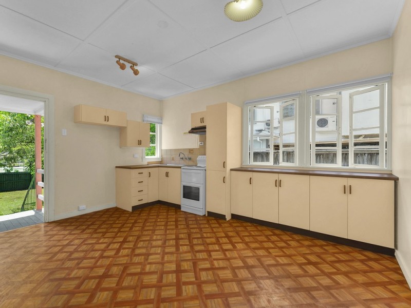 36 Ballantine Street, Chermside QLD 4032