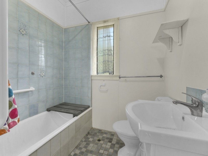 36 Ballantine Street, Chermside QLD 4032