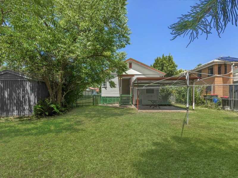 36 Ballantine Street, Chermside QLD 4032