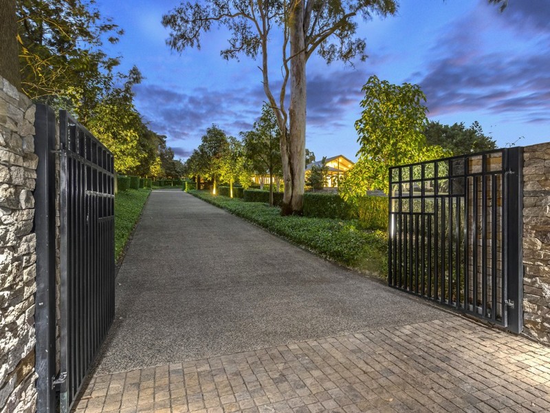 40 Tiverton Place, Bridgeman Downs QLD 4035 Ray White New Farm