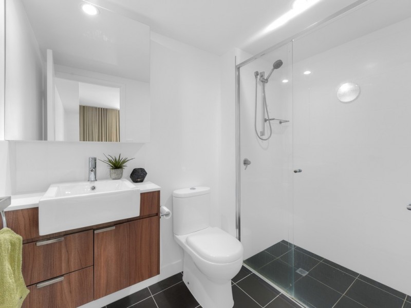 The James, 38 Helen Street, Teneriffe QLD 4005