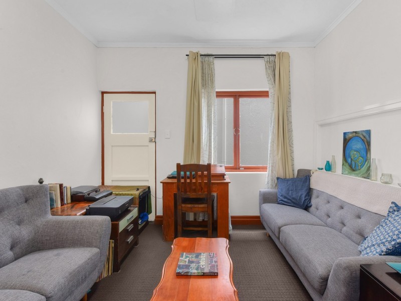 78 Victoria Terrace, Greenslopes QLD 4120