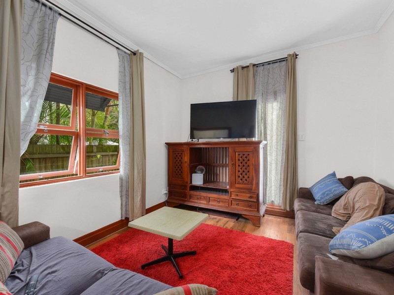 78 Victoria Terrace, Greenslopes QLD 4120