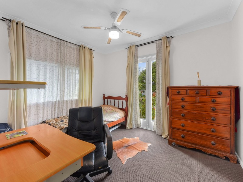 78 Victoria Terrace, Greenslopes QLD 4120