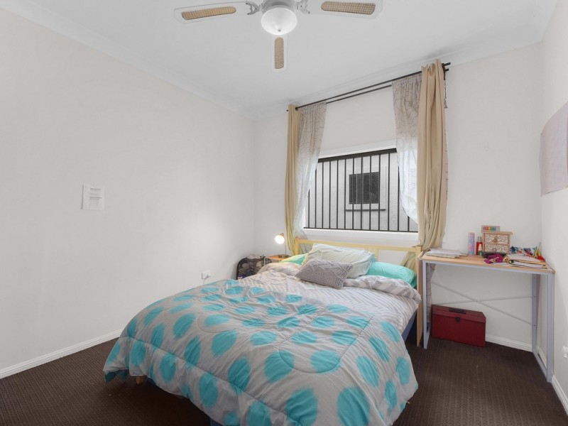 78 Victoria Terrace, Greenslopes QLD 4120