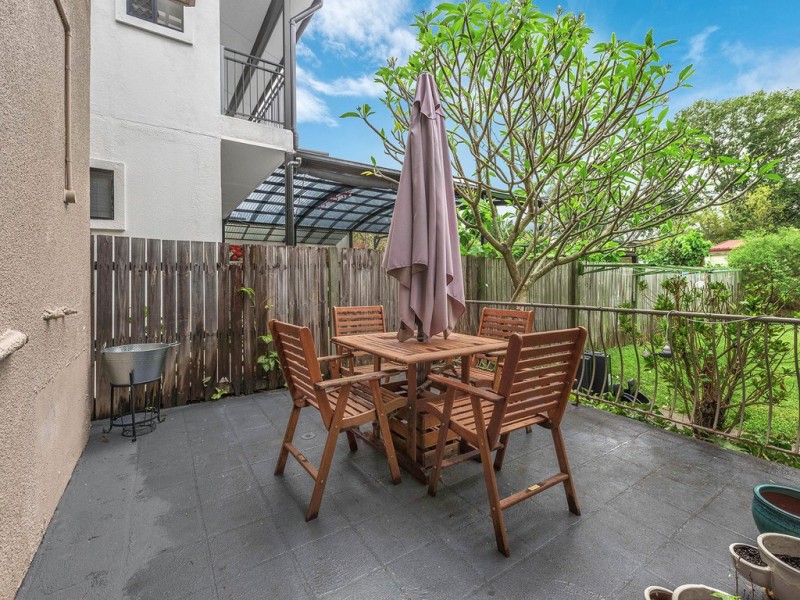 78 Victoria Terrace, Greenslopes QLD 4120
